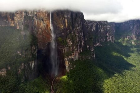 Unesco discutirá el daño causado por la minería ilegal en Canaima