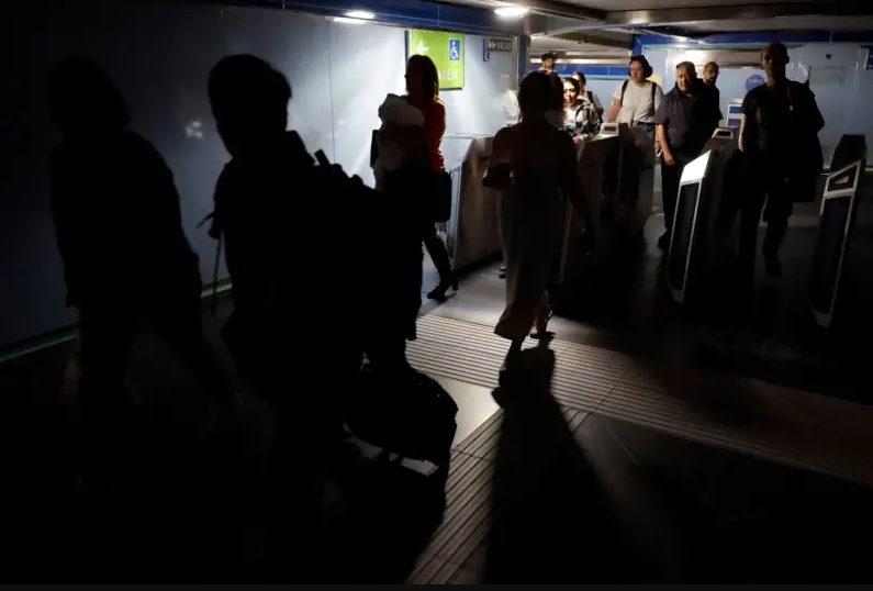 Caos en España y Portugal por un masivo apagón eléctrico