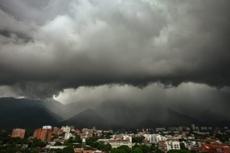 Lluvias de intensidad variable en gran parte de Venezuela
