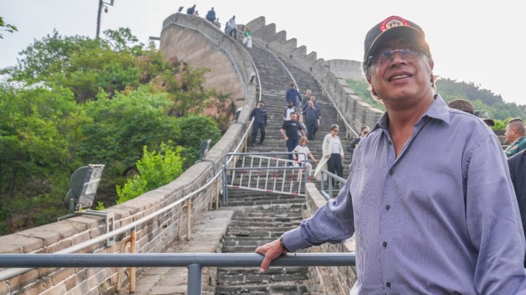 Gustavo Petro afirma en medio de su visita oficial a China que ha “solicitado un diálogo de Celac con Estados Unidos”