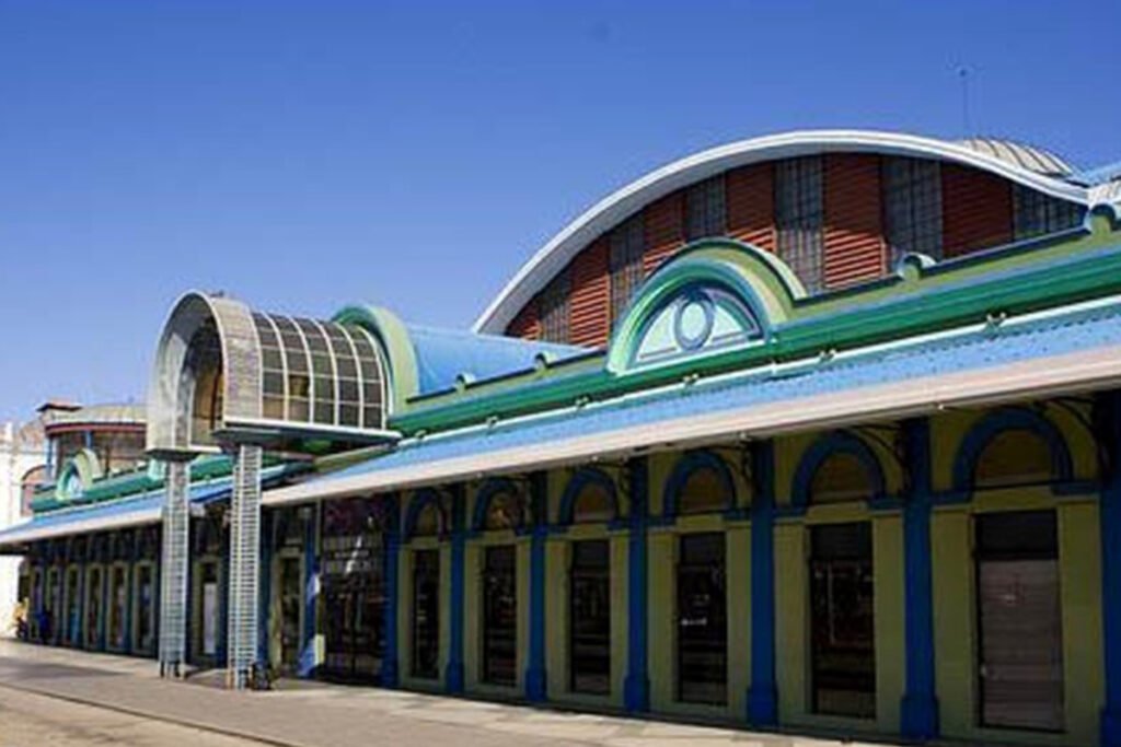 Rosales anunció la rehabilitación del Centro de Arte Lía Bermúdez en Maracaibo