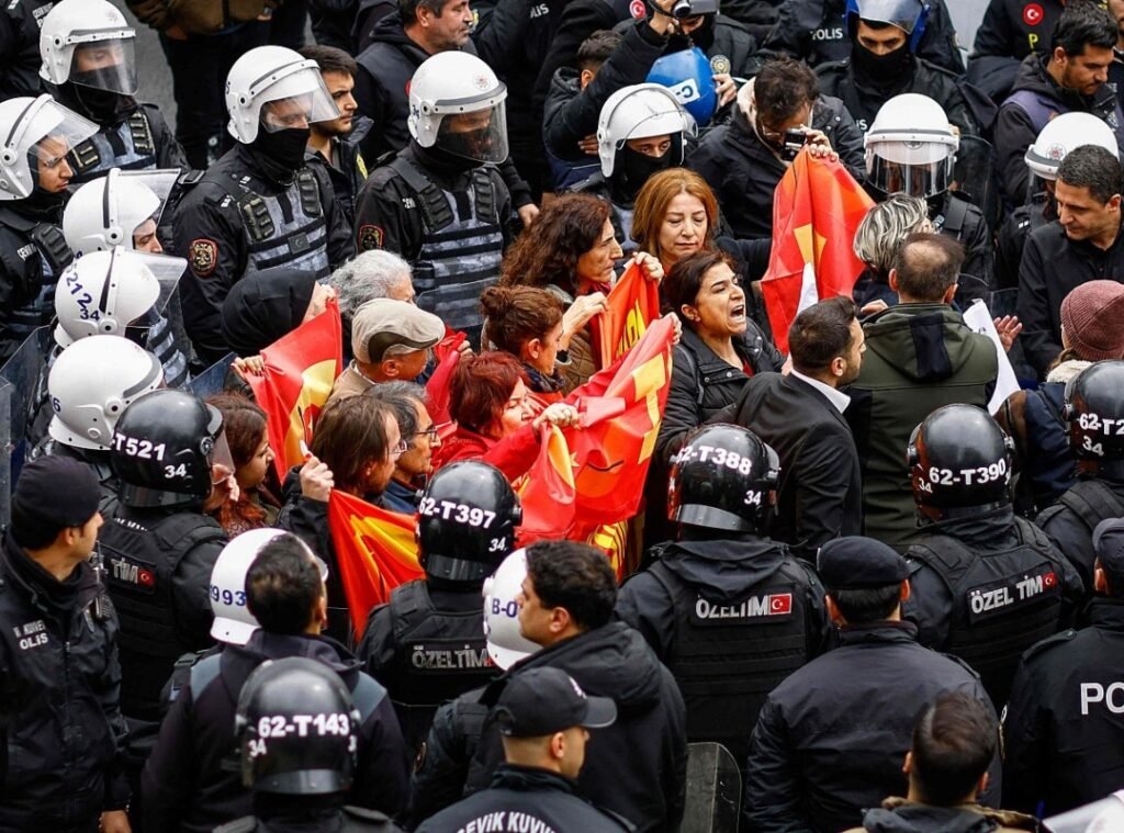 Más de 200 detenidos por protestar en el Día del Trabajador en Estambul