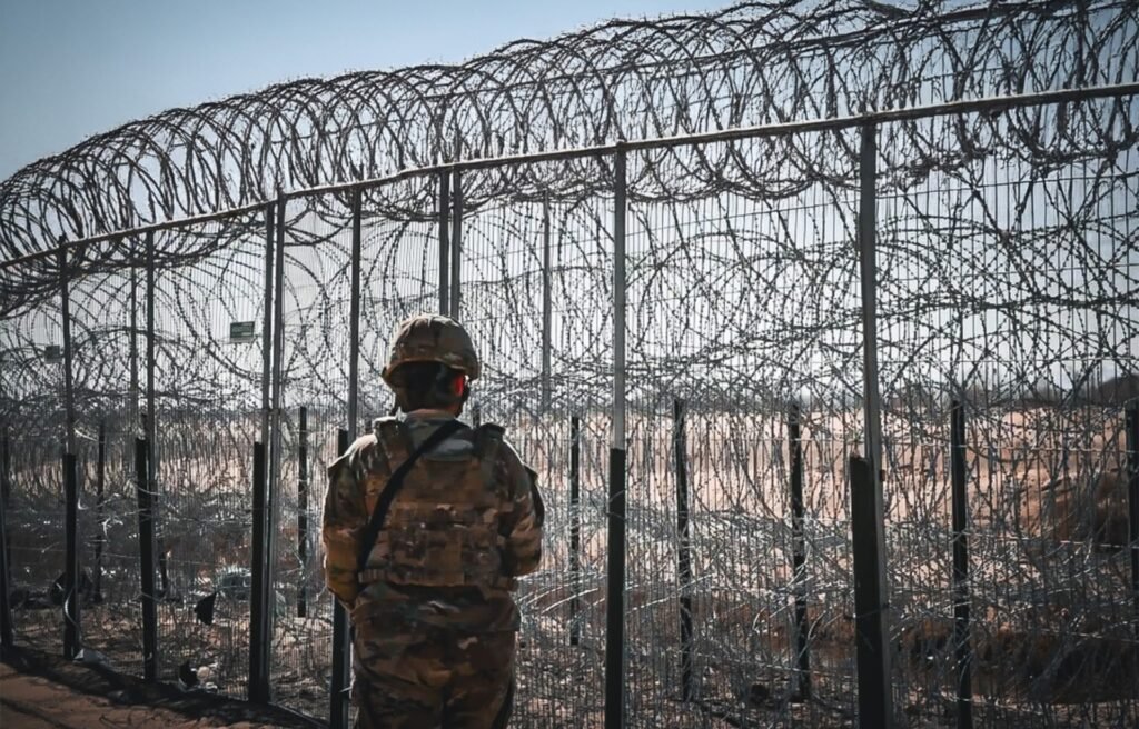 Jueza de California prohíbe los arrestos de la Patrulla Fronteriza sin orden judicial