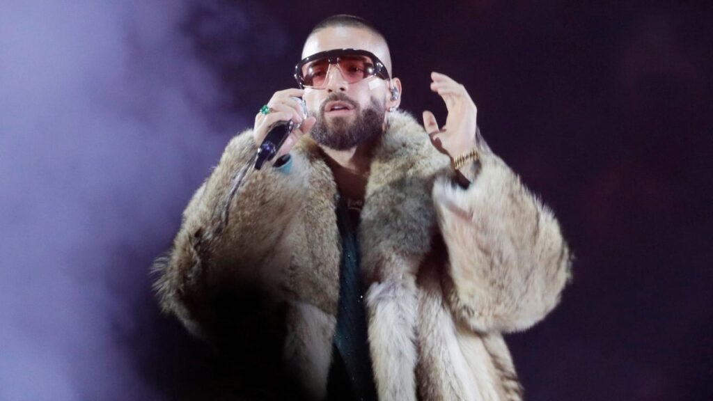 Maluma se disculpa con su público durante su concierto en Bogotá: “No vuelve a suceder, lo prometo”