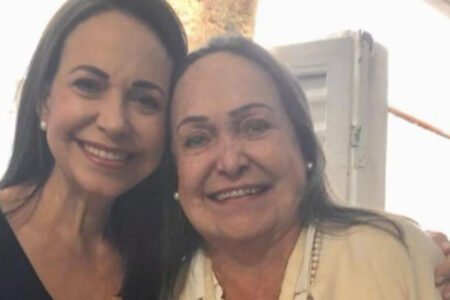 Madre de MCM salió de Venezuela junto a asilados de embajada argentina