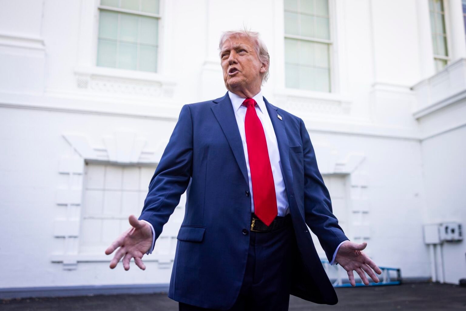 Juez le prohíbe a Trump usar Ley de Enemigos contra venezolanos