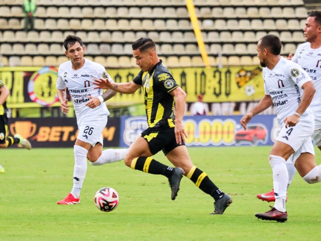 Táchira vence a Carabobo y se afianza como líder del Grupo B