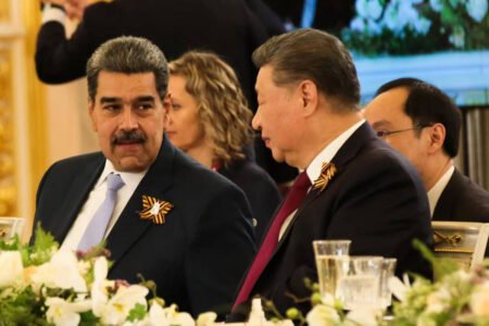 Maduro y Xi Jinping dialogaron en cena organizada por Putin en el Kremlin