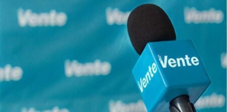 Vente Venezuela pide reconsiderar restricciones a venezolanos