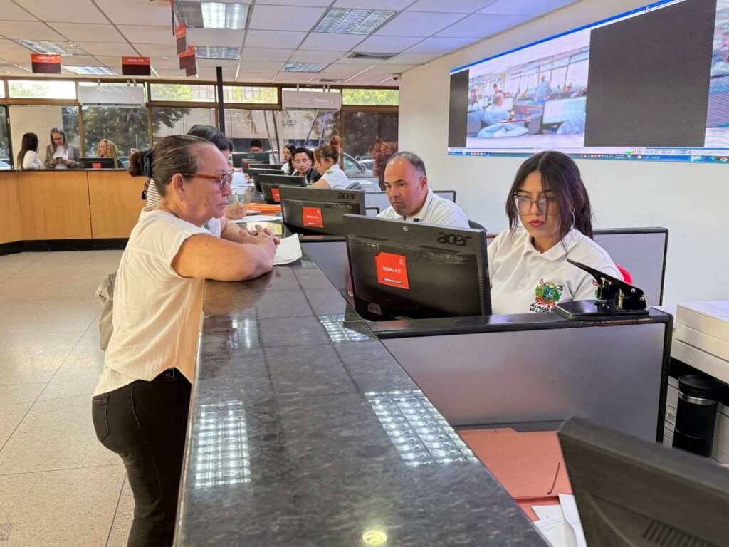 Anuncian reducción del 50% en impuestos de vehículos en Valencia