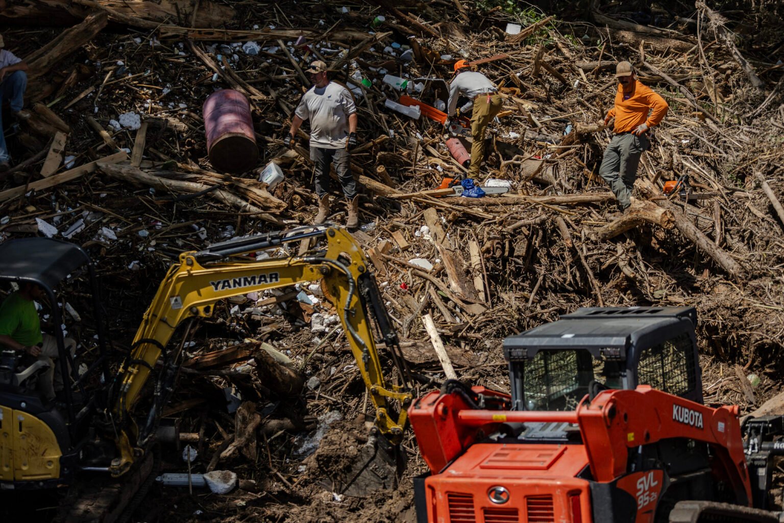 Texas recibe ayuda de voluntarios tras las inundaciones
