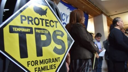 Juez de Nueva York suspendió orden del Gobierno Trump de revocar el TPS para migrantes haitianos