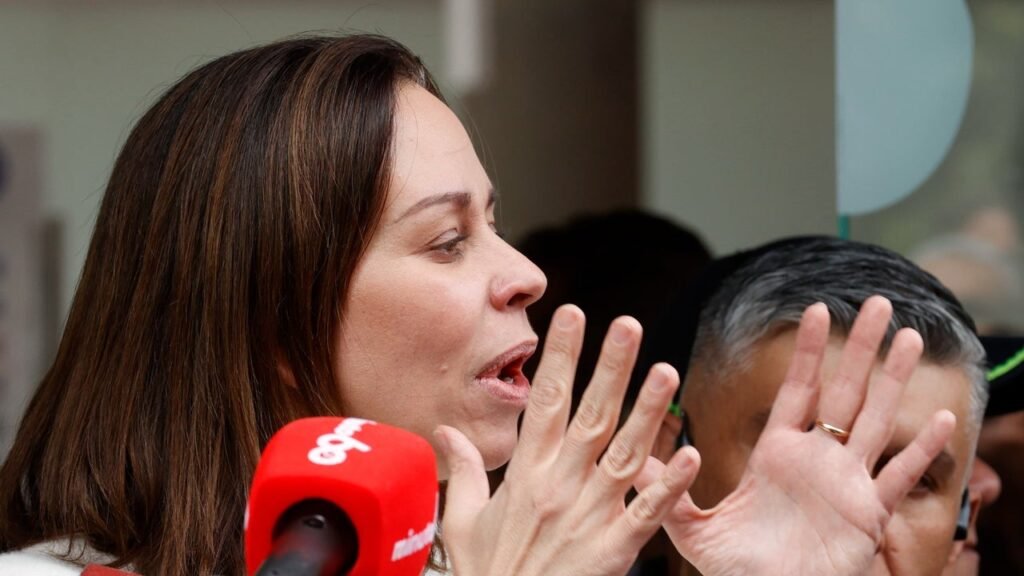 Esposa de Miguel Uribe reveló que el precandidato presidencial será sometido a una nueva cirugía crucial para su recuperación: “Dará un pequeño gran paso”