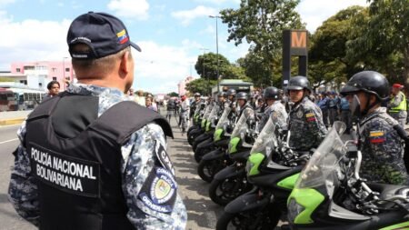 Tres policías detenidos por abusar sexualmente de una compañera en el estado Sucre