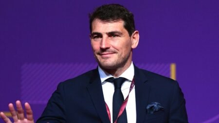 Ella es la misteriosa mujer con la que fue visto Iker Casillas en una playa de Cartagena