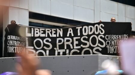 ONG Foro Penal confirma la excarcelación de más de 40 presos políticos retenidos por el régimen de Maduro