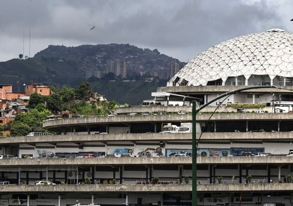 Foro Penal contabilizó 816 presos políticos tras la excarcelación de 13 detenidos de El Helicoide