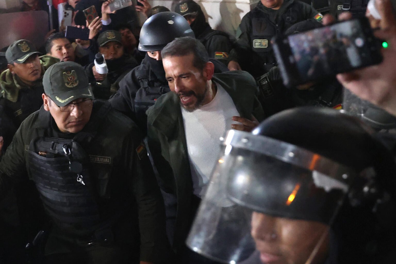 excarcelan a opositores investigados por crisis de 2019