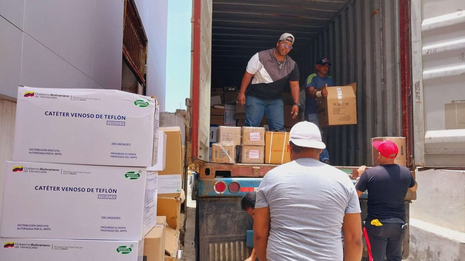 Distribuyen más de 300.000 insumos en red hospitalaria de La Guaira