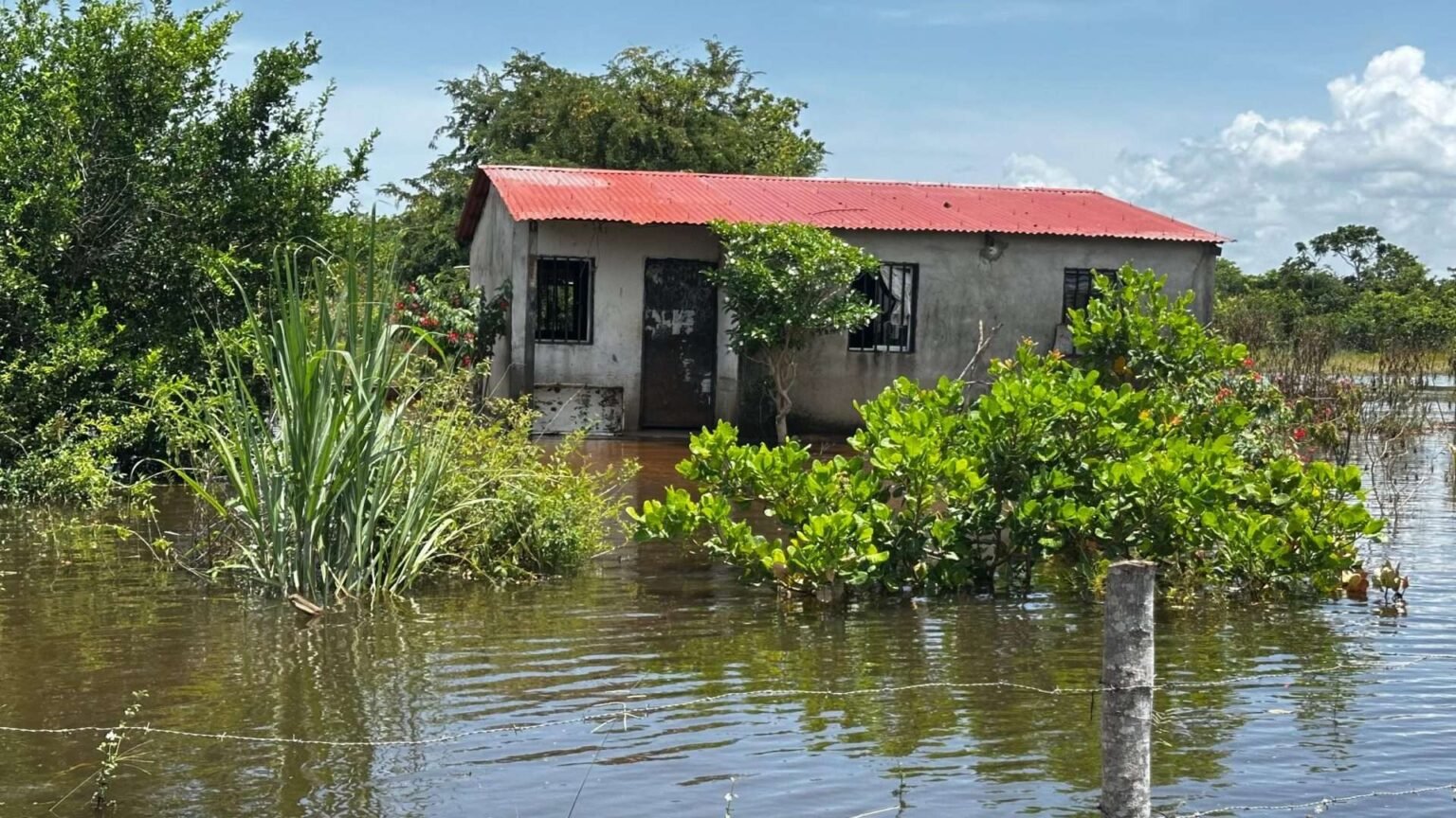 Autoridades de Anzoátegui siguen en alerta por crecida del Orinoco