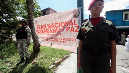 “La Milicia Bolivariana no tiene capacidad ni para defenderse a ellos mismos de los grupos delincuenciales que hay dentro del país”: José Antonio Colina, militar retirado de la Fuerza Armada Venezolana