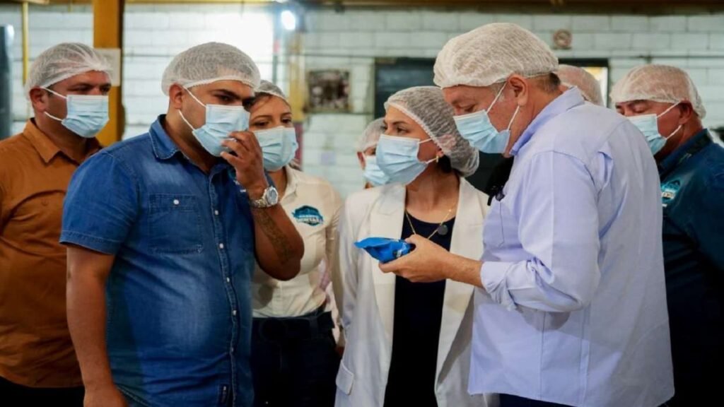 Crearán fondo de riesgo para emprendedores y comerciantes de Miranda