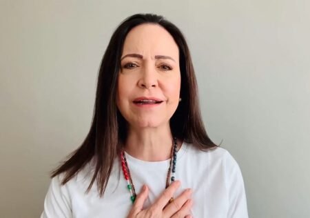 María Corina Machado expresó dolor por muerte de Miguel Uribe