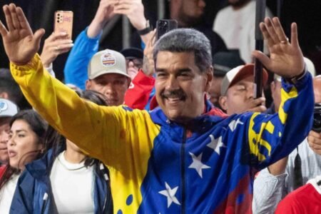 Maduro aseveró que “el fascismo quedó derrotado” por realización de elecciones