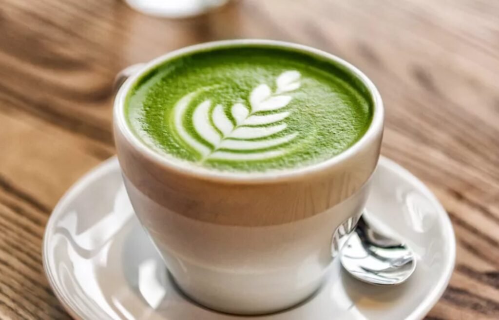 Qué es el matcha y por qué se ha convertido en el té más saludable